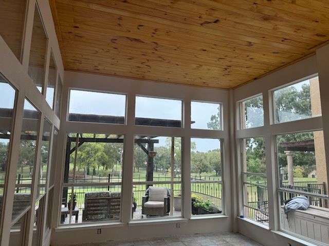 Custom sunroom or screen room by Dynamo Home Improvements