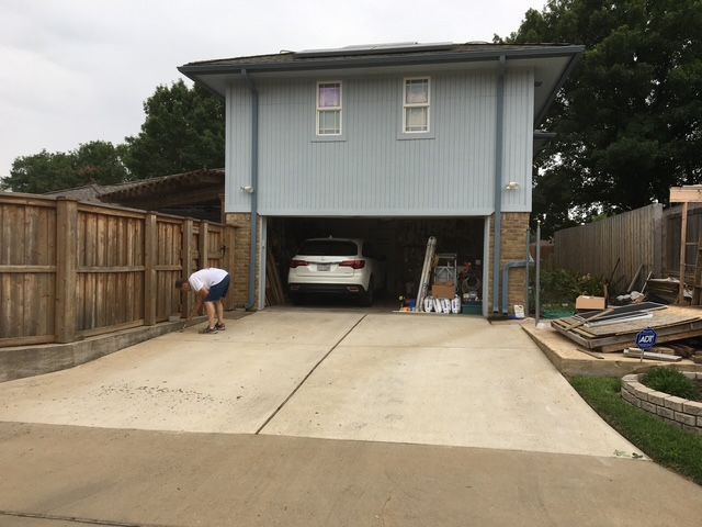 Covered parking carport in North Texas