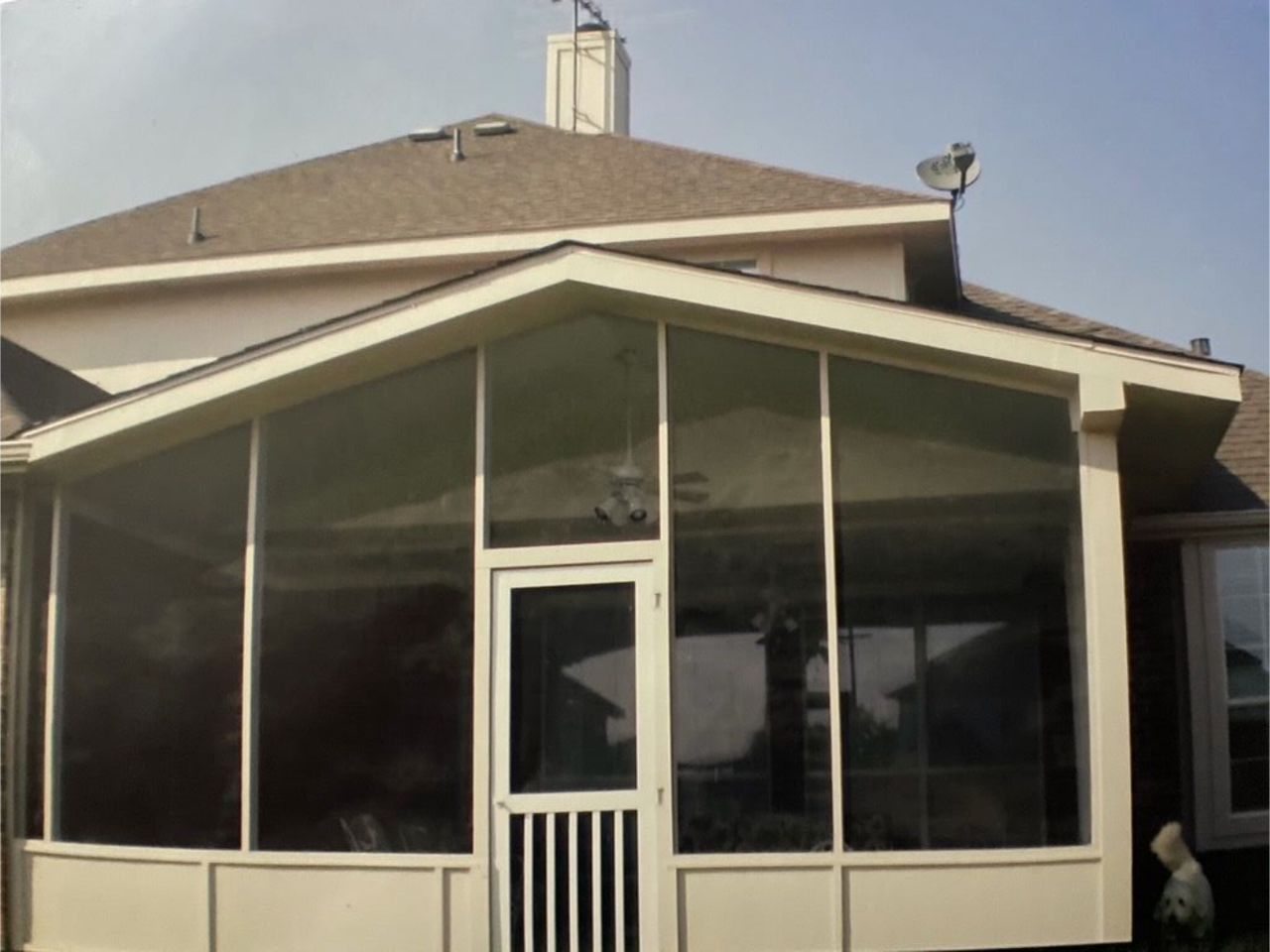 Screen room enclosure in the Dallas area