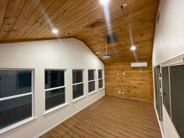 Custom sunroom or screen room by Dynamo Home Improvements